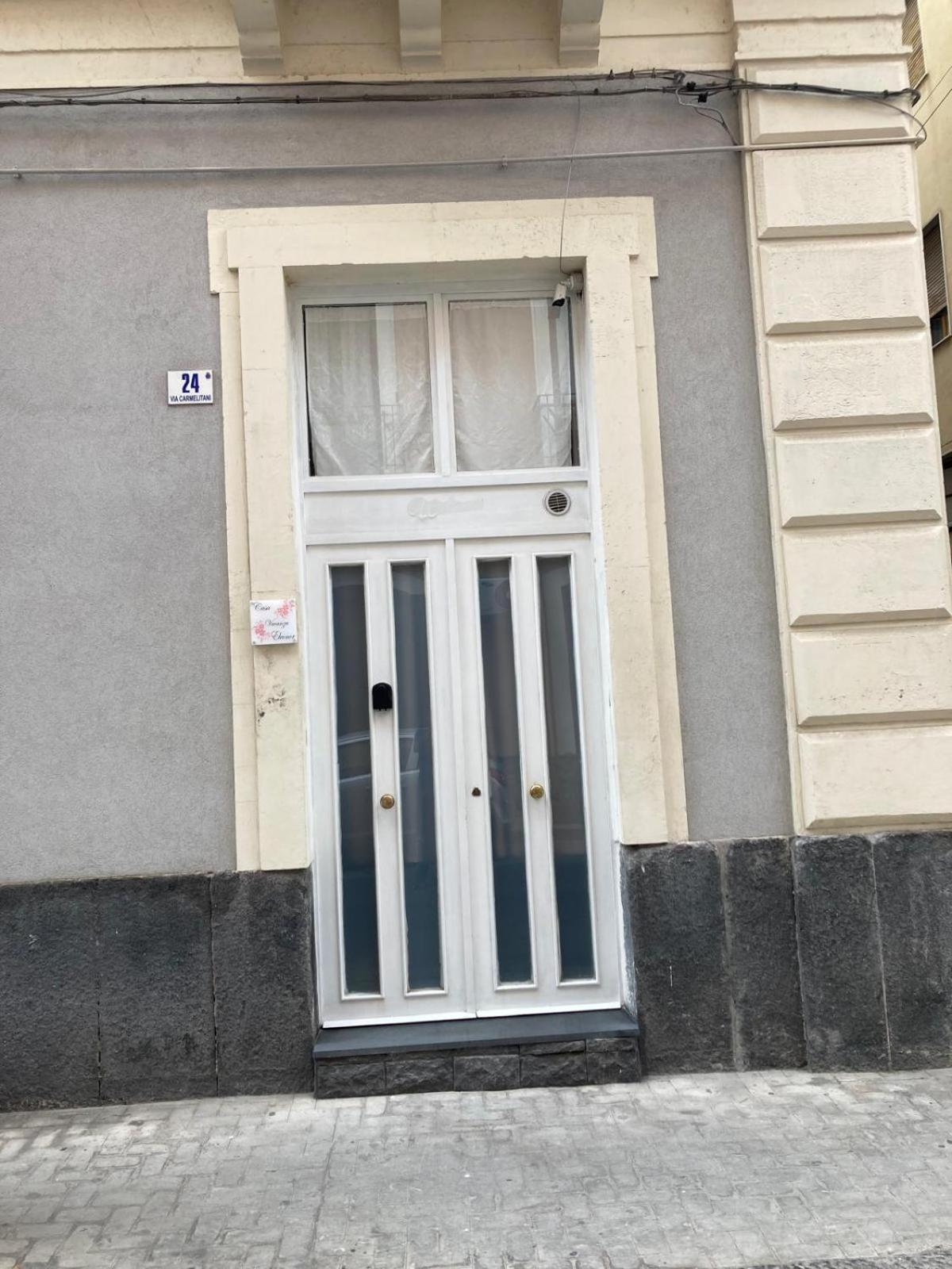 Casa Vacanze Eleonor Katania Zewnętrze zdjęcie